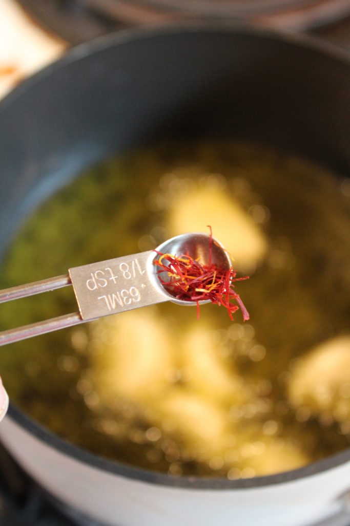 Adding Saffron to Garlic Olive Oil